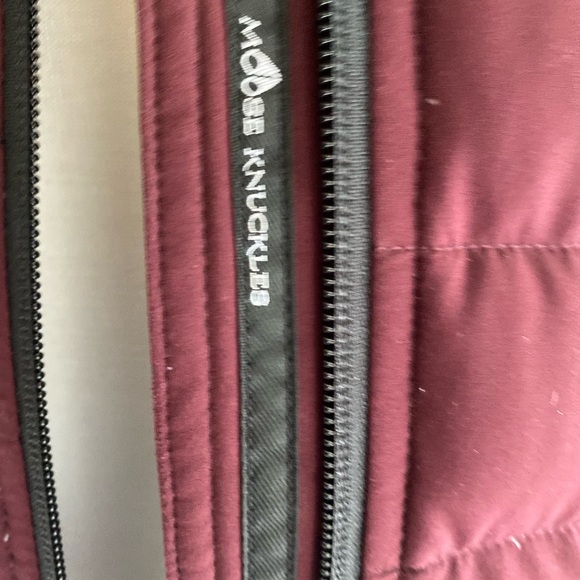 Moose Knuckles Burgundy down puffer jacket - Picture 6 of 6